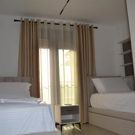 18 Villa Velipojë