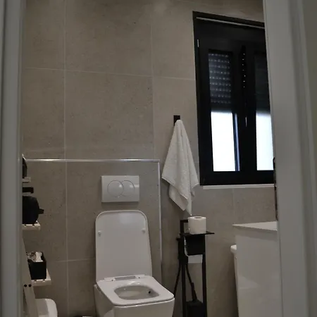 18 Villa Velipojë